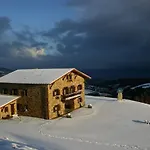 Eco Hotel Rural Lurdeia - Adults Only