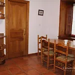 El Castaneru Alojamiento Rural - Casas De Los Picos