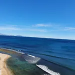 Sobre Las Olas del Mar