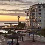 Sunny Apartment