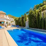 Villa Isabel de Nerja by Ruralidays