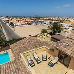 Villa Ducales by Villa Plus
