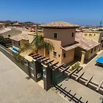 Villa Ducales by Villa Plus