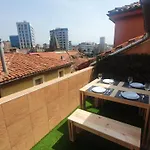 Las Terrazas de Güeli 6 pax WiFi · Garaje · Vistas