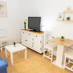 Loft con Patio Andaluz a 5 min de la Playa y en el Casco Histórico
