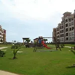 Bonito Apartamento en Primera Línea de Playa