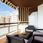 Black And White Apartment Free Wifi
