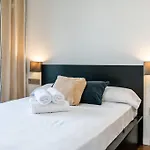 Moderno apartamento con Piscina y Parking