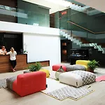 Hotel Raval de la Mar
