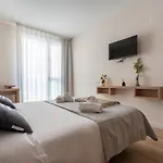Limehome Barcelona Carrer De Besalu 82
