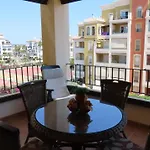 Vistas Mar Un Dormitorio Junto A La Playa