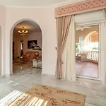 Villa Mopsi