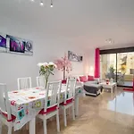 Duquesa Village 2402