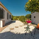 Villa Con Piscina Cerca De La Playa