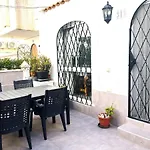 Beautiful Air Conditioned Bungalow - Alkabir