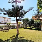 Semi-Detached House In Butiplaya