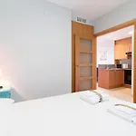 Global Properties, Apartamento Con Terraza Y Piscina En La Playa De Canet