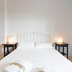 Global Properties, Apartamento Con Terraza Y Piscina En La Playa De Canet