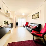 Renovated Apartment On The First Line