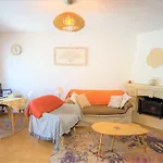 Beautiful 2 Bedroom Bungalow With Communal Pools