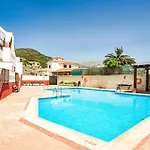 Gorgeous Apartment In Granada With Wifi