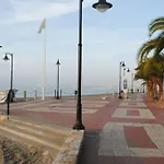 The Beach Is Close But Quiet And Not Noisy Casa Reformada Cerca De La Playa
