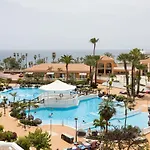 Las Americas Royal