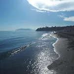 Studio 2 Sea Front