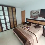 Planta baja en chalet con encanto