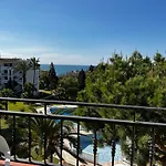 Riviera Del Mar Apartment