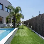 Guestready - April Rose Pool Apartments