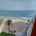 Apartamento Pequeno Frente Al Mar Con Piscina