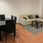 Room Valdeolleros