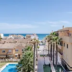 2-Bedroom Central And Close To The Beach In Sabinillas