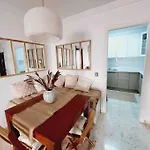 Torre Del Mar Deluxe Close To Beach & Parking Sinese Design Homes