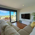 Nuevo Atico Toyo. Vistas Al Mar, Terraza, Solarium, Piscina, A/A, Wifi Y Garaje
