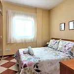 Vinuela Villa With Pool & Lake Views By Homing