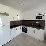 El Mirador - Lovely Apartment G104