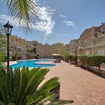 Feel At Home! Two Level Apartment With 2 Terraces And Swimming Pool