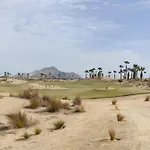 Bonito Penthouse En Campo De Golf Con Piscina