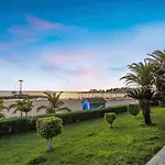 Relaxing Studio, Los Cristianos, Heated Pool, Air Con