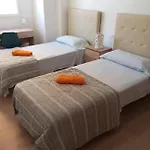 Carbo Home Y Garaje , Algemesi Home