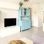 Vista Del Sol 2 Bed 2 Bath Aptm!