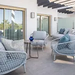 Dionis Boutique Hotel & Spa