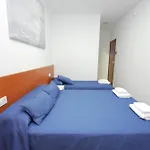 Hotel Tres Leones