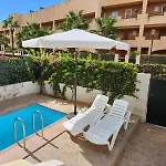 Bajo precioso en primera línea de Vera-Playa con jardín y terraza!