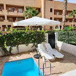Bajo precioso en primera línea de Vera-Playa con jardín y terraza!