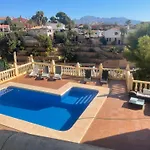 Chalet Con Vista Al Mar