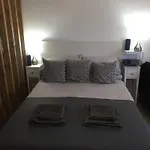 Puerto Banus Apartment Near Beachfront, Sunny Terrace, Pool, Tennis Court, Parking And Movies Projector