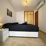 Botanical 2 Bedroom Bungalow With Com Pool Vm33
